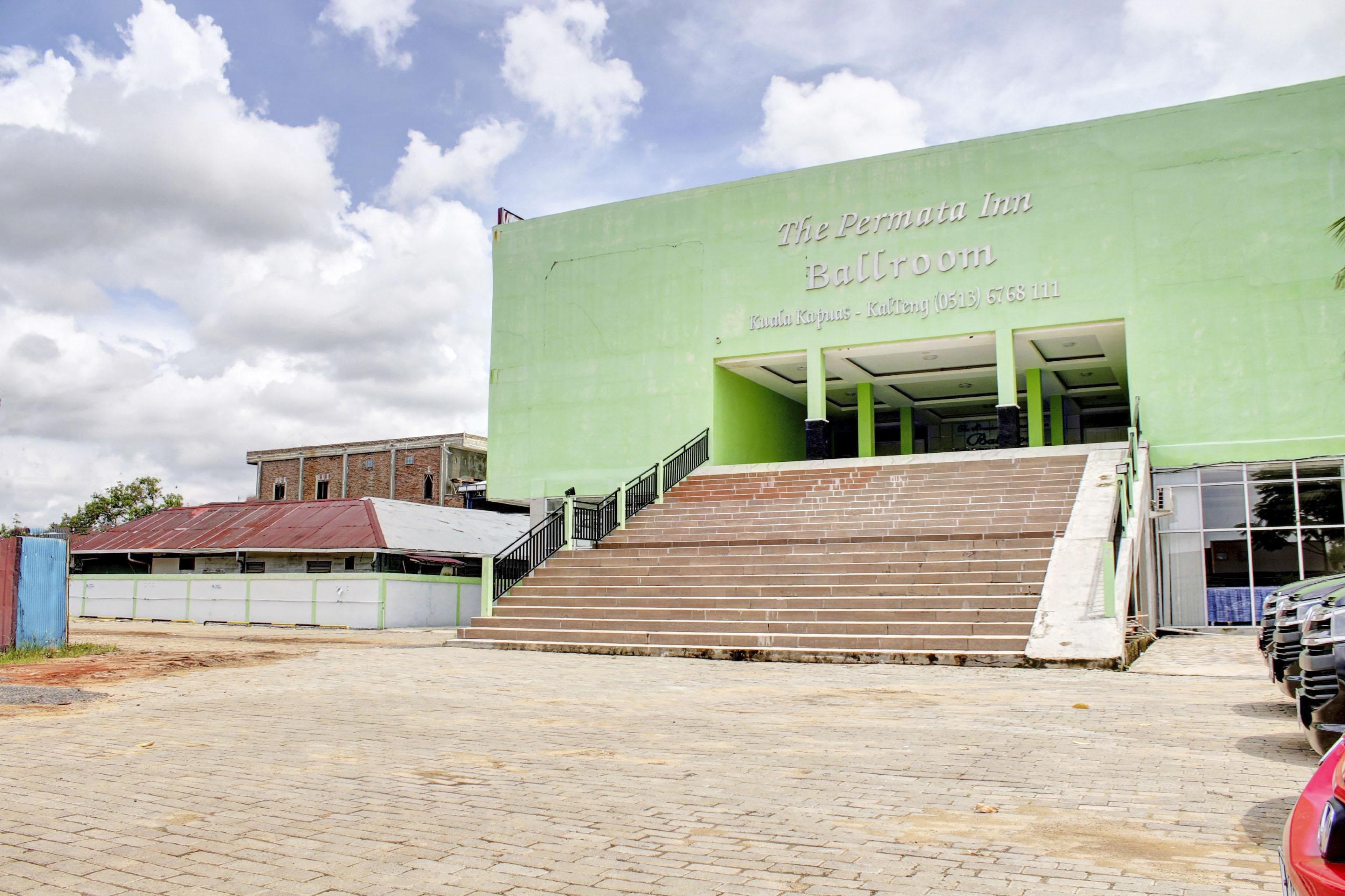 Oyo 90112 Hotel Permata Inn Banjarmasin  Dış mekan fotoğraf